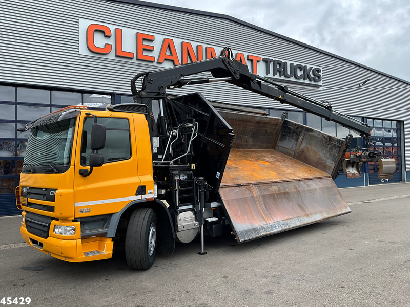 DAF FAN 75 CF 360 Hiab 12 Tonmeter laadkraan + Kipper 15m³ Just 177.993 km! - Camion benne, Camion grue: photos 2 DAF FAN 75 CF 360 Hiab 12 Tonmeter laadkraan + Kipper 15m³ Just 177.993 km! - Camion benne, Camion grue: photos 2