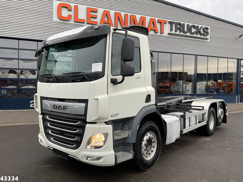 DAF FAN CF 450 Euro 6 ZF Intarder VDL 21 Ton haakarmsysteem - Camion ampliroll: photos 2 DAF FAN CF 450 Euro 6 ZF Intarder VDL 21 Ton haakarmsysteem - Camion ampliroll: photos 2