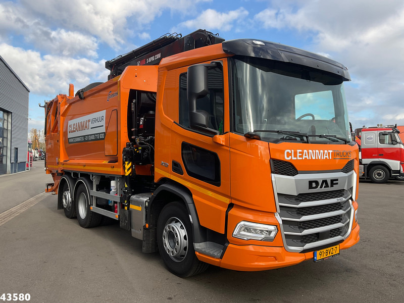 DAF FAN XD 340 Hiab 23 Tonmeter laadkraan + Welvaarts Weighing system - Benne à ordures ménagères: photos 3 DAF FAN XD 340 Hiab 23 Tonmeter laadkraan + Welvaarts Weighing system - Benne à ordures ménagères: photos 3