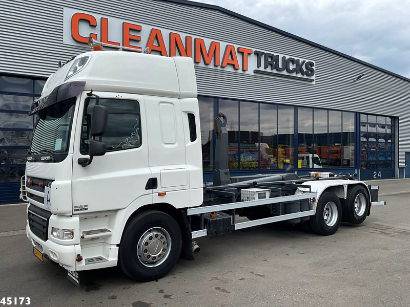 DAF FAS 85 CF 410 Euro 5 Leebur 25 Ton haakarmsysteem - Camion ampliroll: photos 2 DAF FAS 85 CF 410 Euro 5 Leebur 25 Ton haakarmsysteem - Camion ampliroll: photos 2