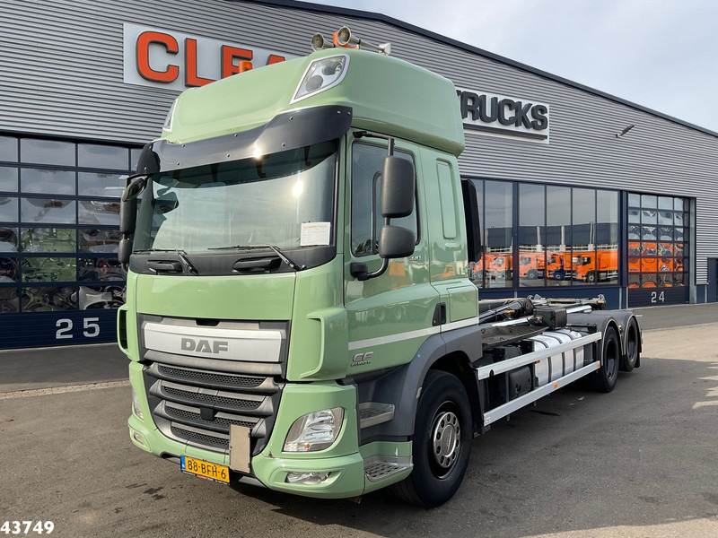 DAF FAS CF 440 Euro 6 Hiab 21 Ton haakarmsysteem - Camion ampliroll: photos 2 DAF FAS CF 440 Euro 6 Hiab 21 Ton haakarmsysteem - Camion ampliroll: photos 2