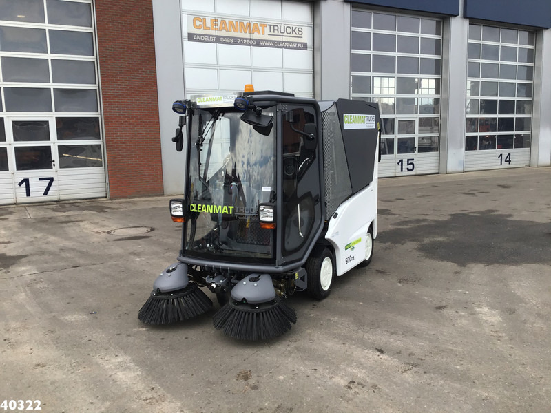 Green machine 500 ZE PLUS Electric sweeper - Balayeuse de voirie: photos 1 Green machine 500 ZE PLUS Electric sweeper - Balayeuse de voirie: photos 1