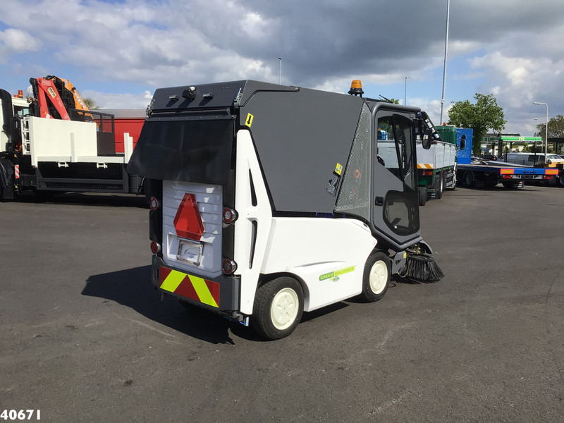 Green machine GM500H2 Hydrogen Waterstof Sweeper - Balayeuse de voirie: photos 4 Green machine GM500H2 Hydrogen Waterstof Sweeper - Balayeuse de voirie: photos 4