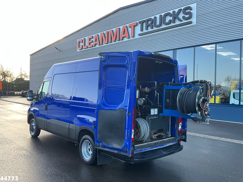 Iveco Daily 35C18 RIONED hogedrukwater installatie - Camion hydrocureur: photos 1 Iveco Daily 35C18 RIONED hogedrukwater installatie - Camion hydrocureur: photos 1