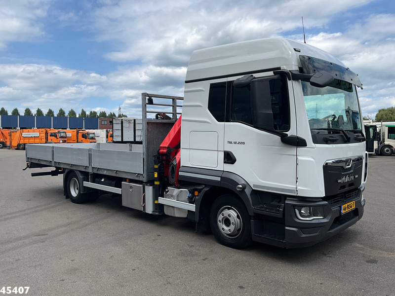 MAN TGL 12.220 Euro 6 Palfinger 11 Tonmeter laadkraan Just 60.518 km! - Camion grue: photos 5 MAN TGL 12.220 Euro 6 Palfinger 11 Tonmeter laadkraan Just 60.518 km! - Camion grue: photos 5