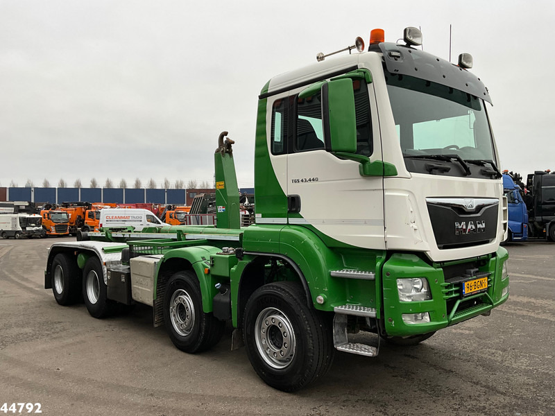MAN TGS 43.440 8x4 Euro 6 VDL 40 Ton haakarmsysteem - Camion ampliroll: photos 3 MAN TGS 43.440 8x4 Euro 6 VDL 40 Ton haakarmsysteem - Camion ampliroll: photos 3