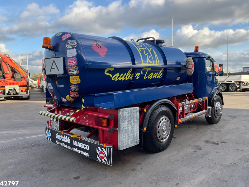 Mercedes-Benz 1413 Saugaufbau Oldtimer Just 93.814 km! - Camion hydrocureur: photos 5 Mercedes-Benz 1413 Saugaufbau Oldtimer Just 93.814 km! - Camion hydrocureur: photos 5