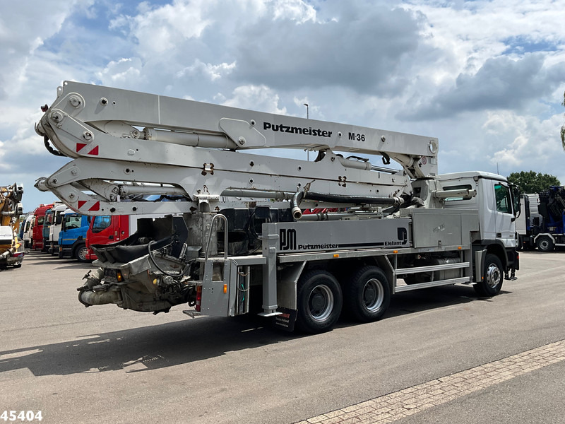Mercedes-Benz Actros 2632 6x4 Putzmeister 36 Meter concrete pump - Camion pompe: photos 4 Mercedes-Benz Actros 2632 6x4 Putzmeister 36 Meter concrete pump - Camion pompe: photos 4