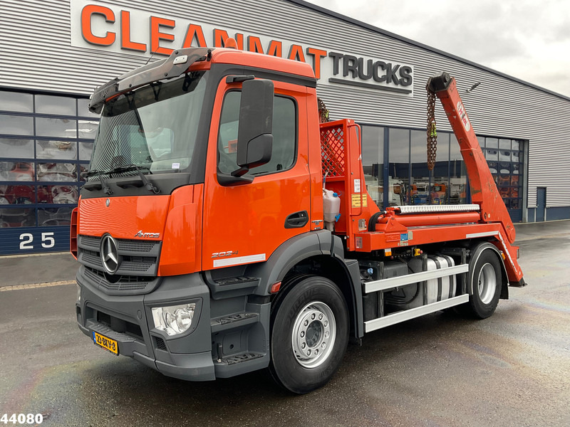 Mercedes-Benz Antos 2024 Euro 6 Hyvalift 14 Ton portaalarmsysteem - Camion multibenne: photos 1 Mercedes-Benz Antos 2024 Euro 6 Hyvalift 14 Ton portaalarmsysteem - Camion multibenne: photos 1