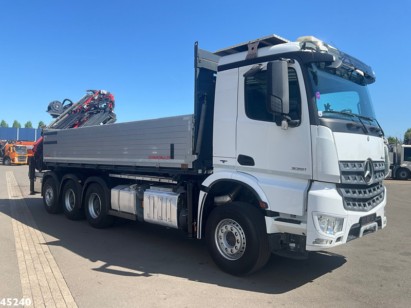 Mercedes-Benz Arocs 3251 8x4 Euro 6 Retarder Palfinger 34 Tonmeter laadkraan + Fly-Jib Just 146.766 km! - Camion grue: photos 5 Mercedes-Benz Arocs 3251 8x4 Euro 6 Retarder Palfinger 34 Tonmeter laadkraan + Fly-Jib Just 146.766 km! - Camion grue: photos 5