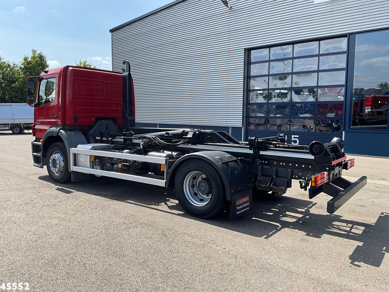 Mercedes-Benz Axor 1824 Euro 5 14 Ton haakarmsysteem - Camion ampliroll: photos 3 Mercedes-Benz Axor 1824 Euro 5 14 Ton haakarmsysteem - Camion ampliroll: photos 3