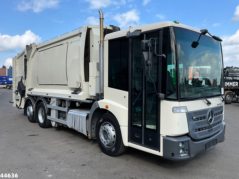 Mercedes-Benz Econic 2630 Euro 6 Norba MF 300 18m³ 2 compartimenten - Benne à ordures ménagères: photos 4 Mercedes-Benz Econic 2630 Euro 6 Norba MF 300 18m³ 2 compartimenten - Benne à ordures ménagères: photos 4