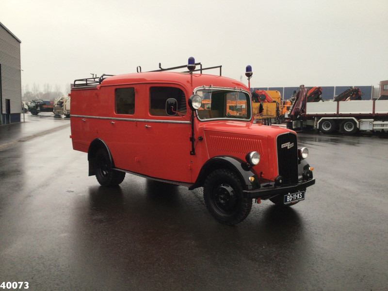 Opel Blitz 1.5 T-45 - Fourgon: photos 4 Opel Blitz 1.5 T-45 - Fourgon: photos 4