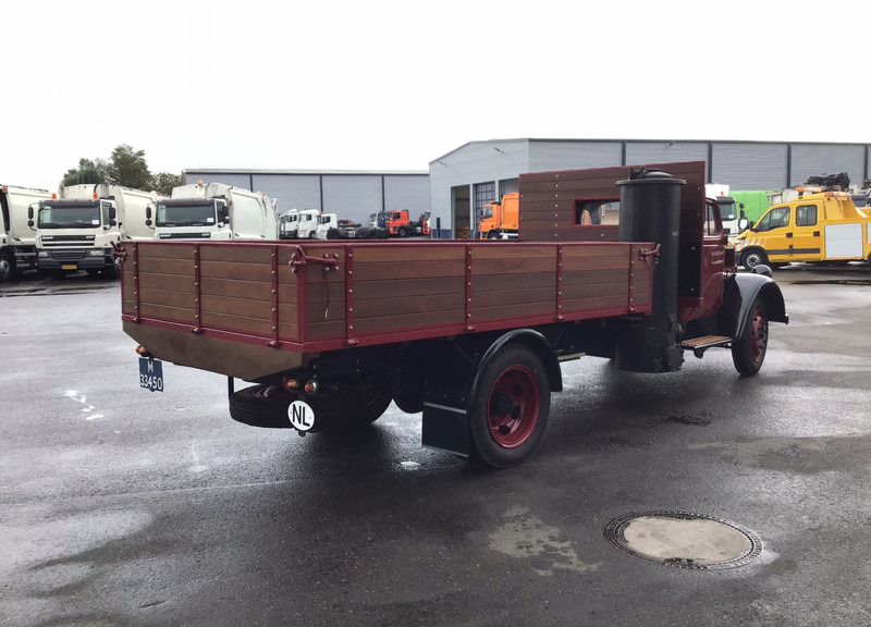 Opel Blitz 3.6-42-30 - Camion plateau: photos 4 Opel Blitz 3.6-42-30 - Camion plateau: photos 4