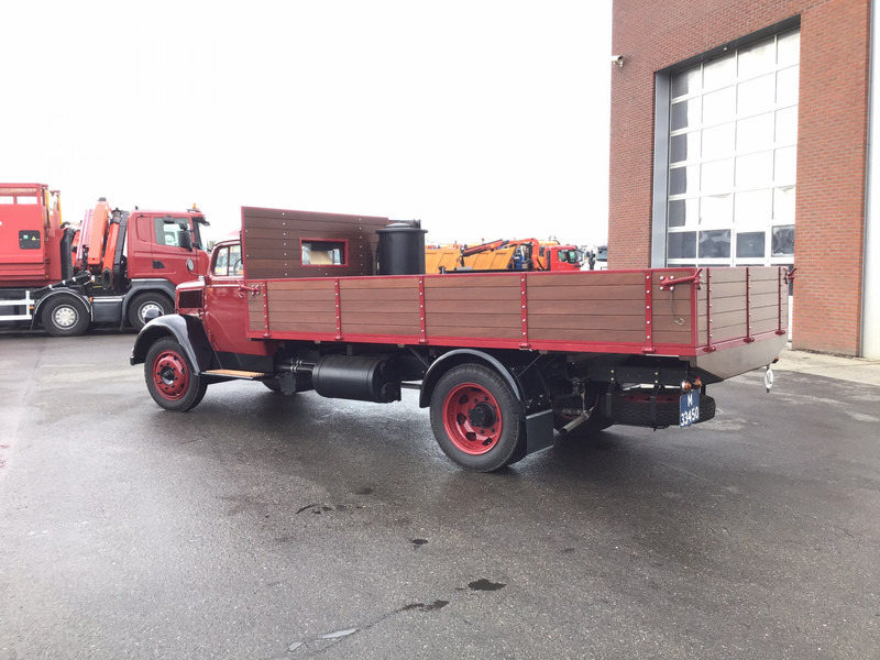 Opel Blitz 3.6-42-30 - Camion plateau: photos 2 Opel Blitz 3.6-42-30 - Camion plateau: photos 2