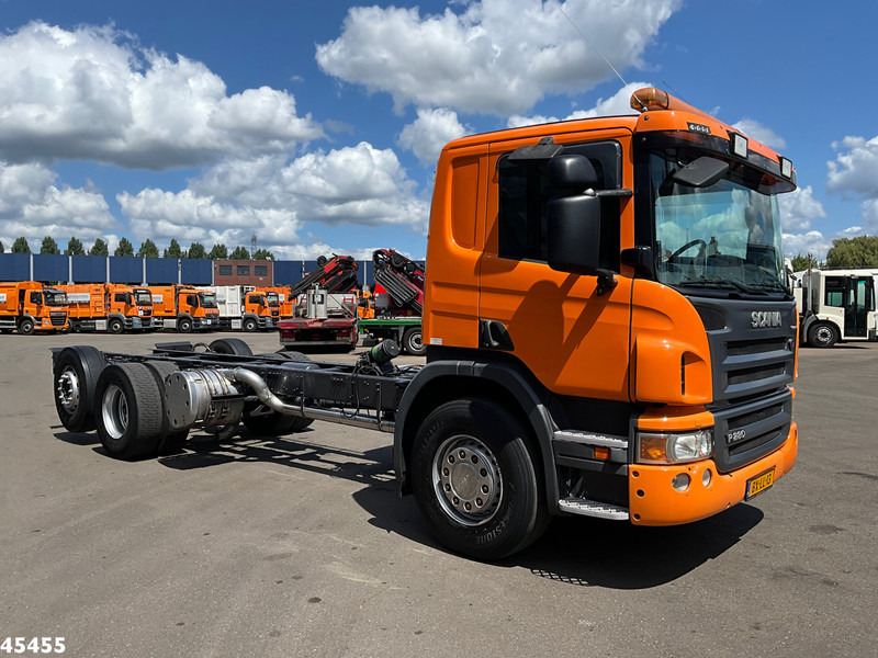 Scania P 280 6x2 Chassis Cabine with PTO Just 218.646 km! - Châssis cabine: photos 5 Scania P 280 6x2 Chassis Cabine with PTO Just 218.646 km! - Châssis cabine: photos 5