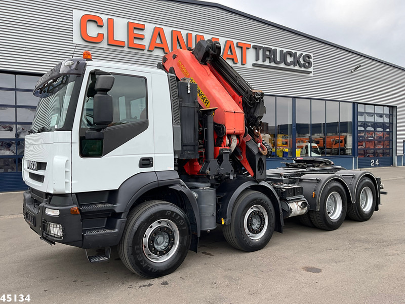 Iveco Stralis AD410T44 8x4 Palfinger 44 Tonmeter laadkraan + Fly-Jib Just 222.398 km! - Tracteur routier: photos 2 Iveco Stralis AD410T44 8x4 Palfinger 44 Tonmeter laadkraan + Fly-Jib Just 222.398 km! - Tracteur routier: photos 2