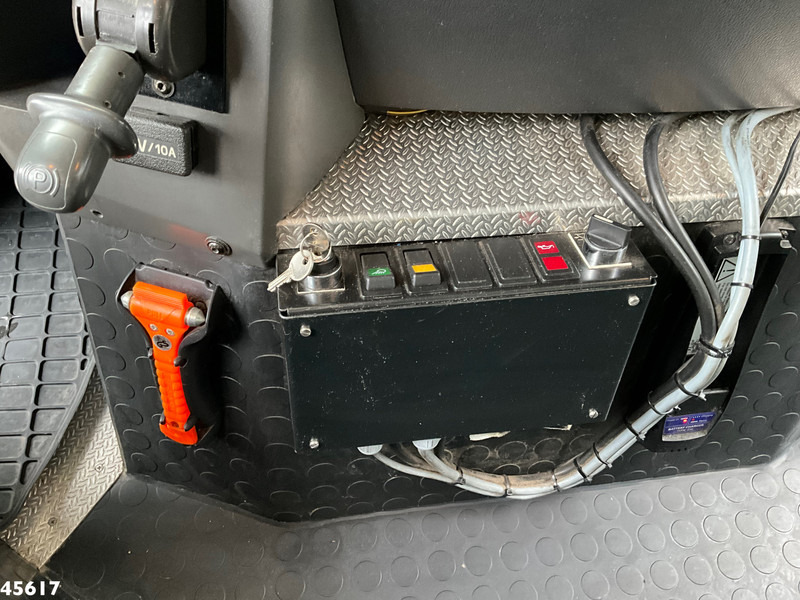 Benne à ordures ménagères Volvo FE 280 Euro 6 Palfinger 23 Tonmeter laadkraan Just 128.427 km!: photos 13 Benne à ordures ménagères Volvo FE 280 Euro 6 Palfinger 23 Tonmeter laadkraan Just 128.427 km!: photos 13