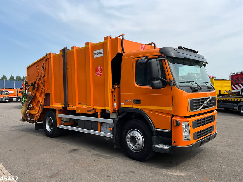 Volvo FM 260 VDK 12m³ - Benne à ordures ménagères: photos 5 Volvo FM 260 VDK 12m³ - Benne à ordures ménagères: photos 5