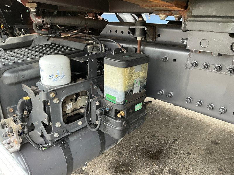 Benne à ordures ménagères Volvo FM 330 Euro 6 Geesink 22m³: photos 11