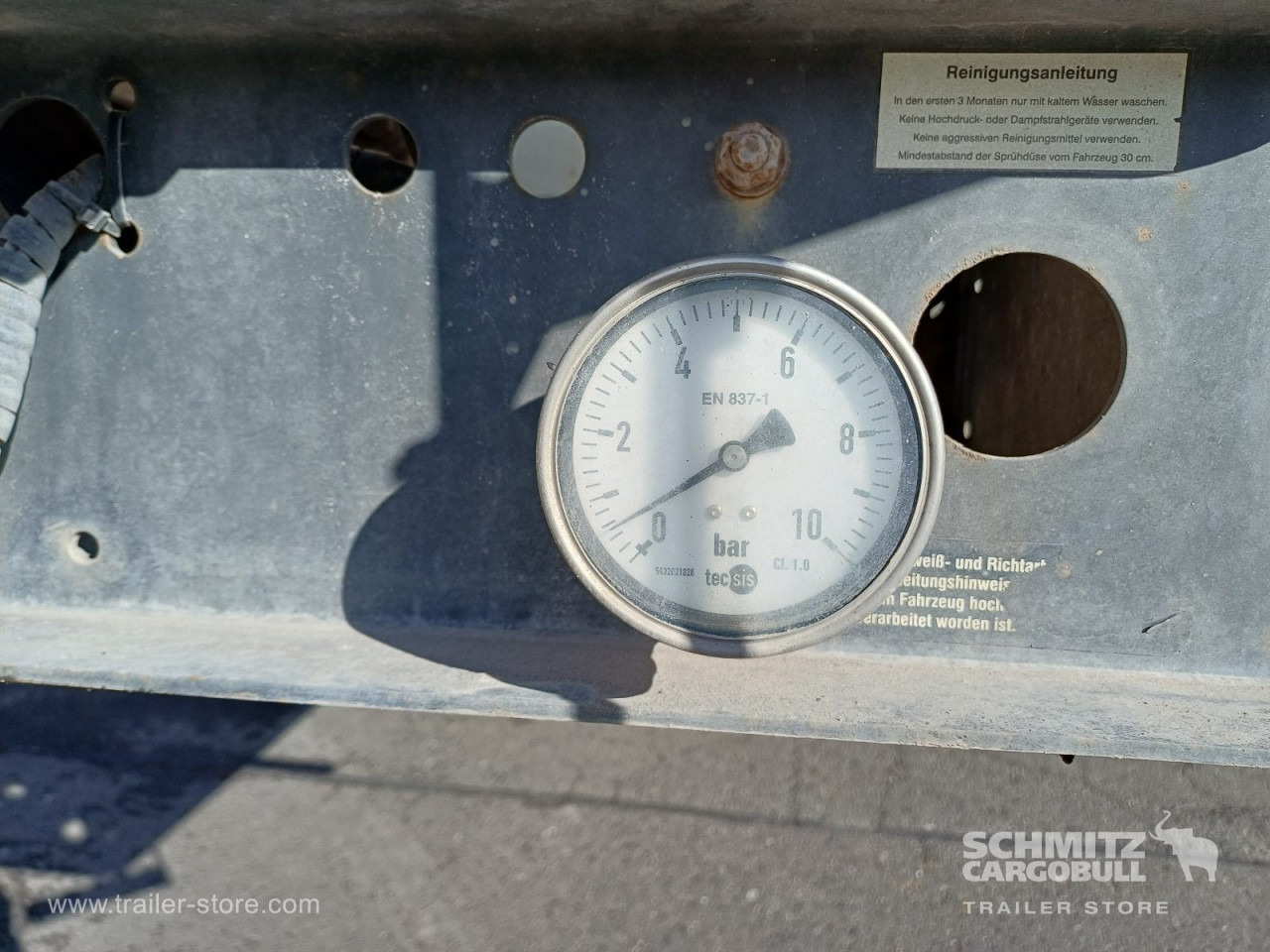 LANGENDORF Auflieger Kipper Stahlrundmulde 24m³ - Semi-remorque benne: photos 3 LANGENDORF Auflieger Kipper Stahlrundmulde 24m³ - Semi-remorque benne: photos 3