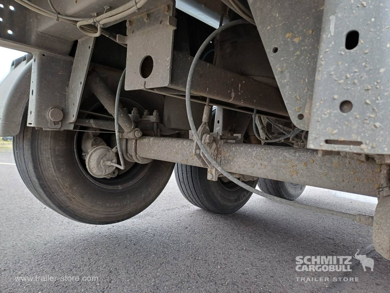 LANGENDORF Auflieger Kipper Stahlrundmulde 24m³ - Semi-remorque benne: photos 3 LANGENDORF Auflieger Kipper Stahlrundmulde 24m³ - Semi-remorque benne: photos 3