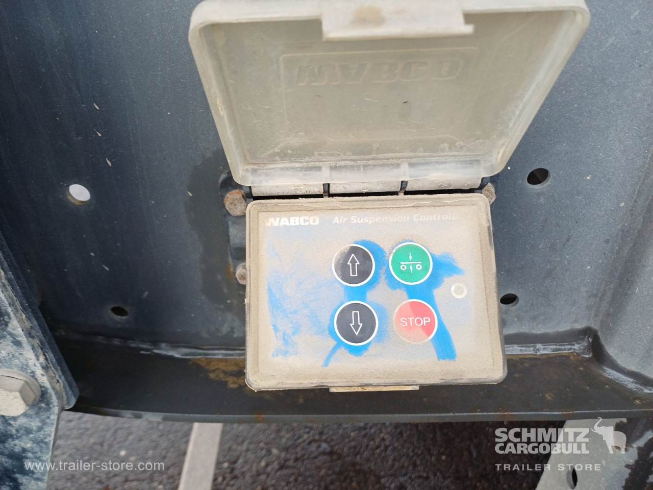 LANGENDORF Auflieger Kipper Stahlrundmulde 24m³ - Semi-remorque benne: photos 4 LANGENDORF Auflieger Kipper Stahlrundmulde 24m³ - Semi-remorque benne: photos 4