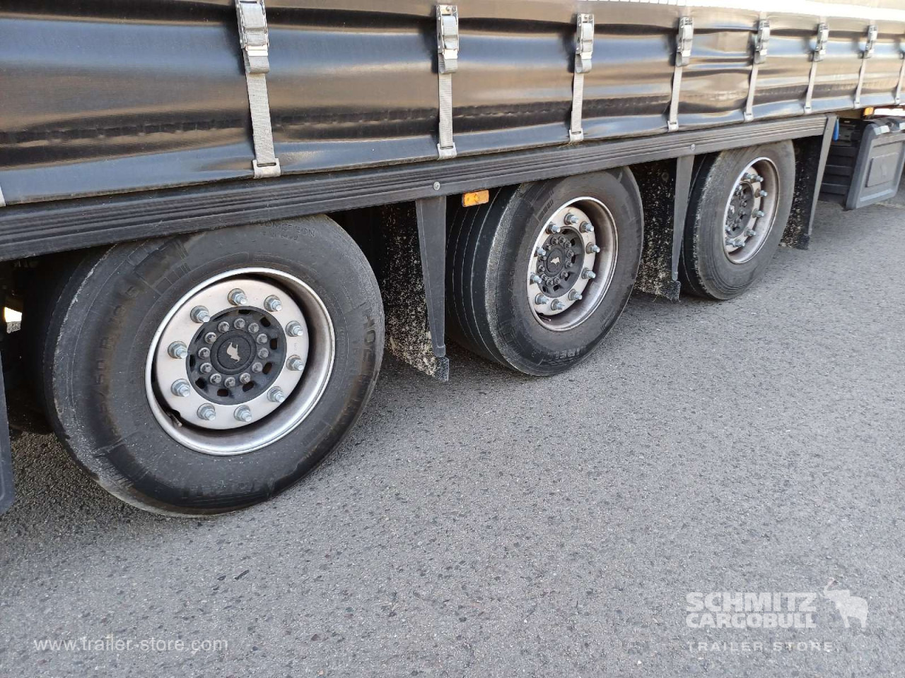 SCHMITZ Auflieger Curtainsider Mega - Semi-remorque rideaux coulissants: photos 4 SCHMITZ Auflieger Curtainsider Mega - Semi-remorque rideaux coulissants: photos 4