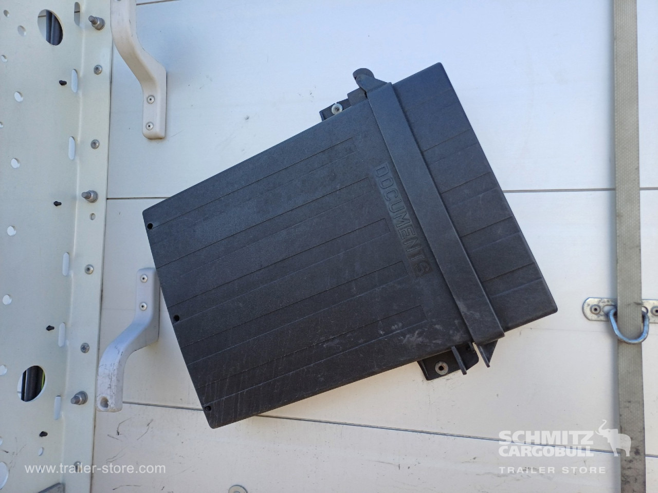 SCHMITZ Auflieger Curtainsider Standard - Semi-remorque rideaux coulissants: photos 3 SCHMITZ Auflieger Curtainsider Standard - Semi-remorque rideaux coulissants: photos 3