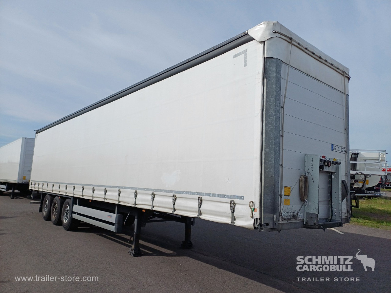 SCHMITZ Auflieger Curtainsider Standard - Semi-remorque rideaux coulissants: photos 1 SCHMITZ Auflieger Curtainsider Standard - Semi-remorque rideaux coulissants: photos 1