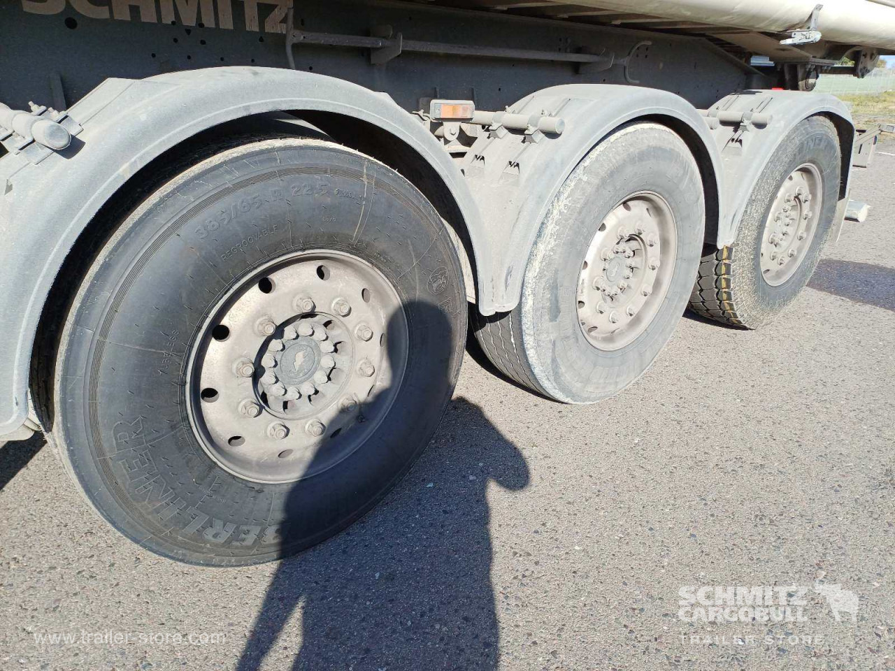 SCHMITZ Auflieger Kipper Alukastenmulde 24m³ - Semi-remorque benne: photos 2 SCHMITZ Auflieger Kipper Alukastenmulde 24m³ - Semi-remorque benne: photos 2