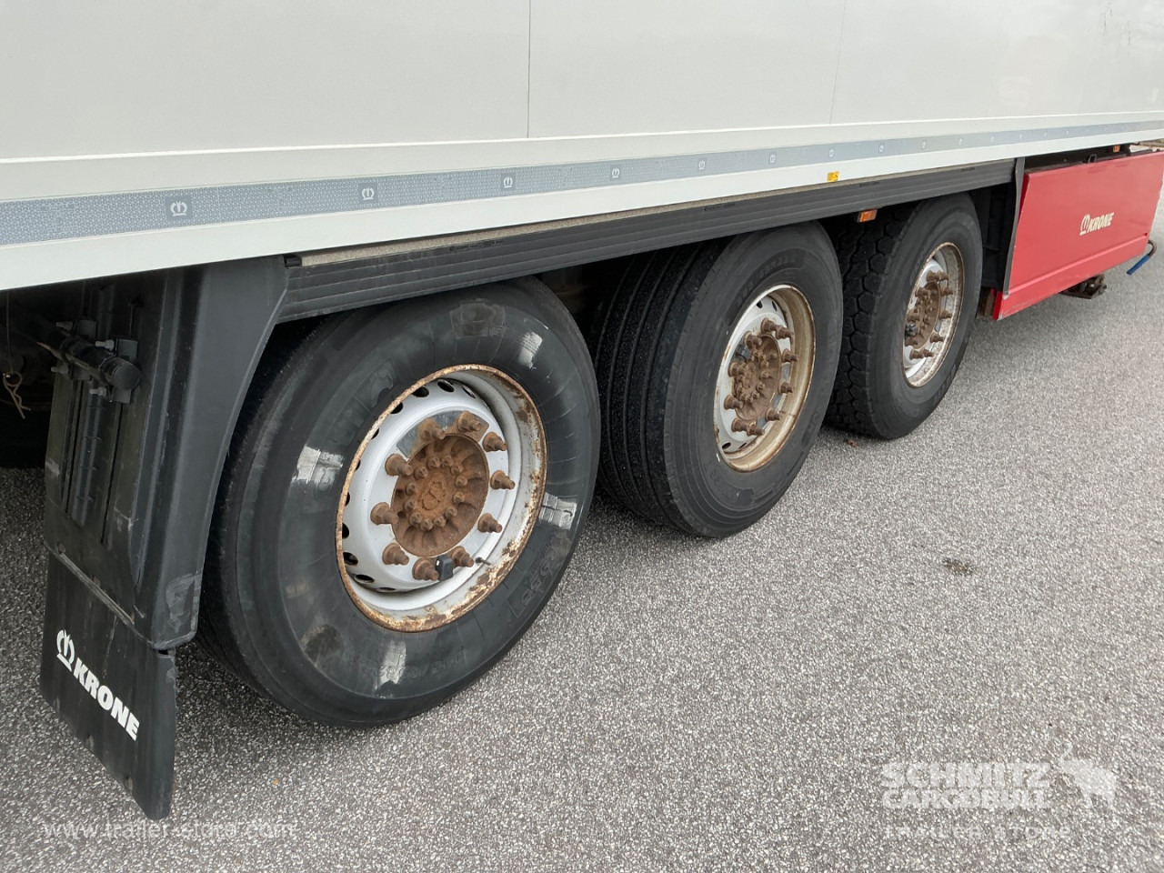 KRONE Reefer Standard - Semi-remorque isothermique: photos 3 KRONE Reefer Standard - Semi-remorque isothermique: photos 3