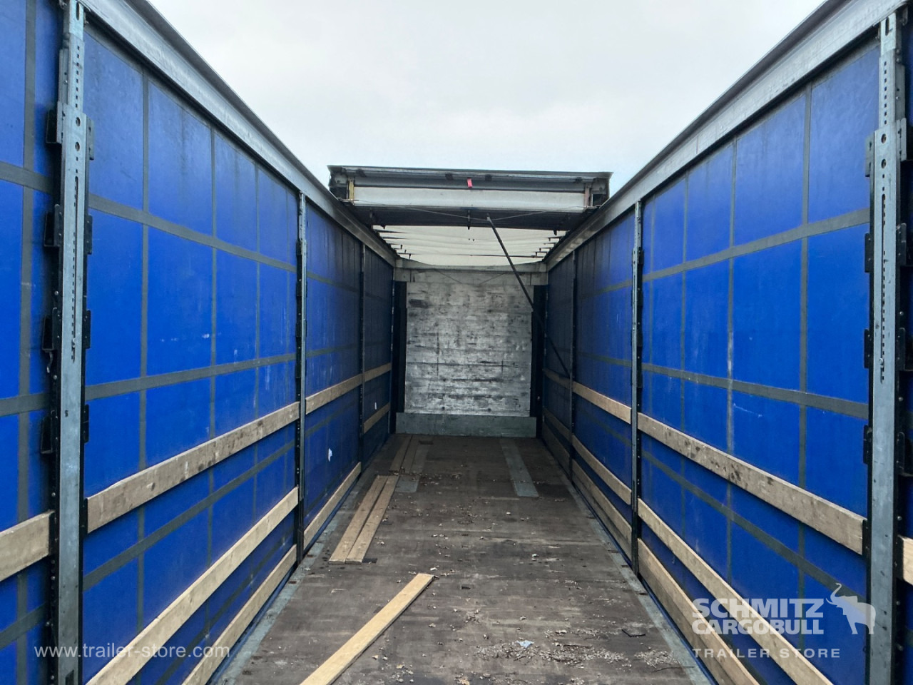SCHMITZ Curtainsider Mega - Semi-remorque rideaux coulissants: photos 5 SCHMITZ Curtainsider Mega - Semi-remorque rideaux coulissants: photos 5