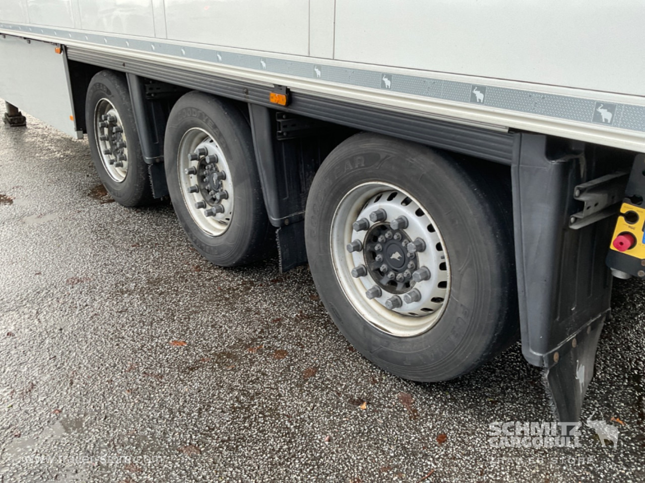 SCHMITZ Reefer Multitemp Double deck - Semi-remorque isothermique: photos 5 SCHMITZ Reefer Multitemp Double deck - Semi-remorque isothermique: photos 5