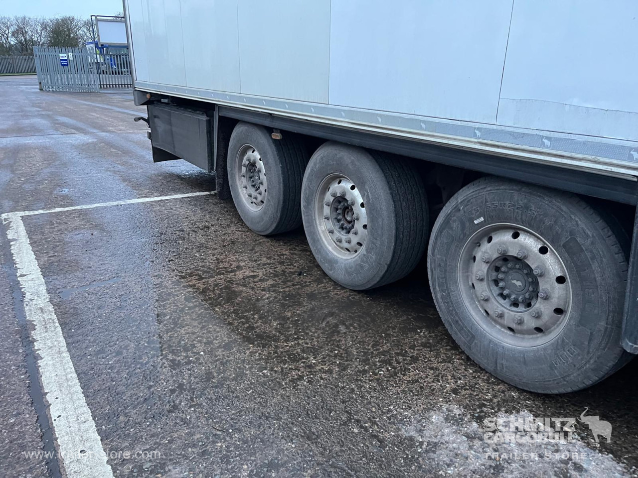 SCHMITZ Reefer Meat hanging system - Semi-remorque isothermique: photos 4 SCHMITZ Reefer Meat hanging system - Semi-remorque isothermique: photos 4
