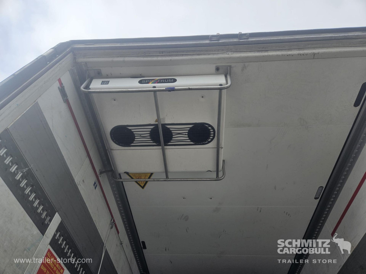 SCHMITZ Reefer Multitemp - Semi-remorque isothermique: photos 5 SCHMITZ Reefer Multitemp - Semi-remorque isothermique: photos 5