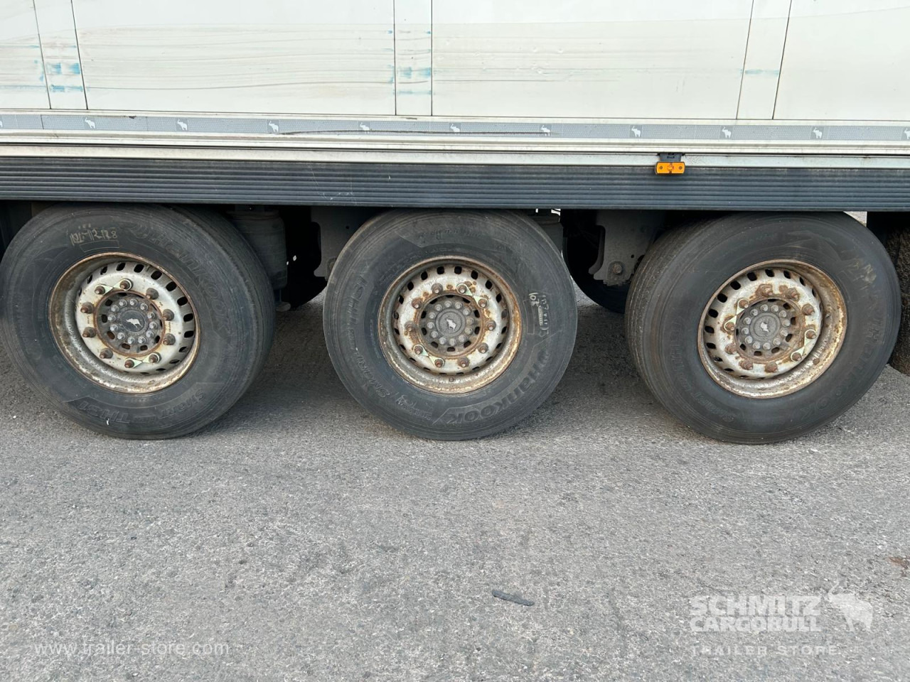 SCHMITZ Reefer Standard - Semi-remorque isothermique: photos 5 SCHMITZ Reefer Standard - Semi-remorque isothermique: photos 5