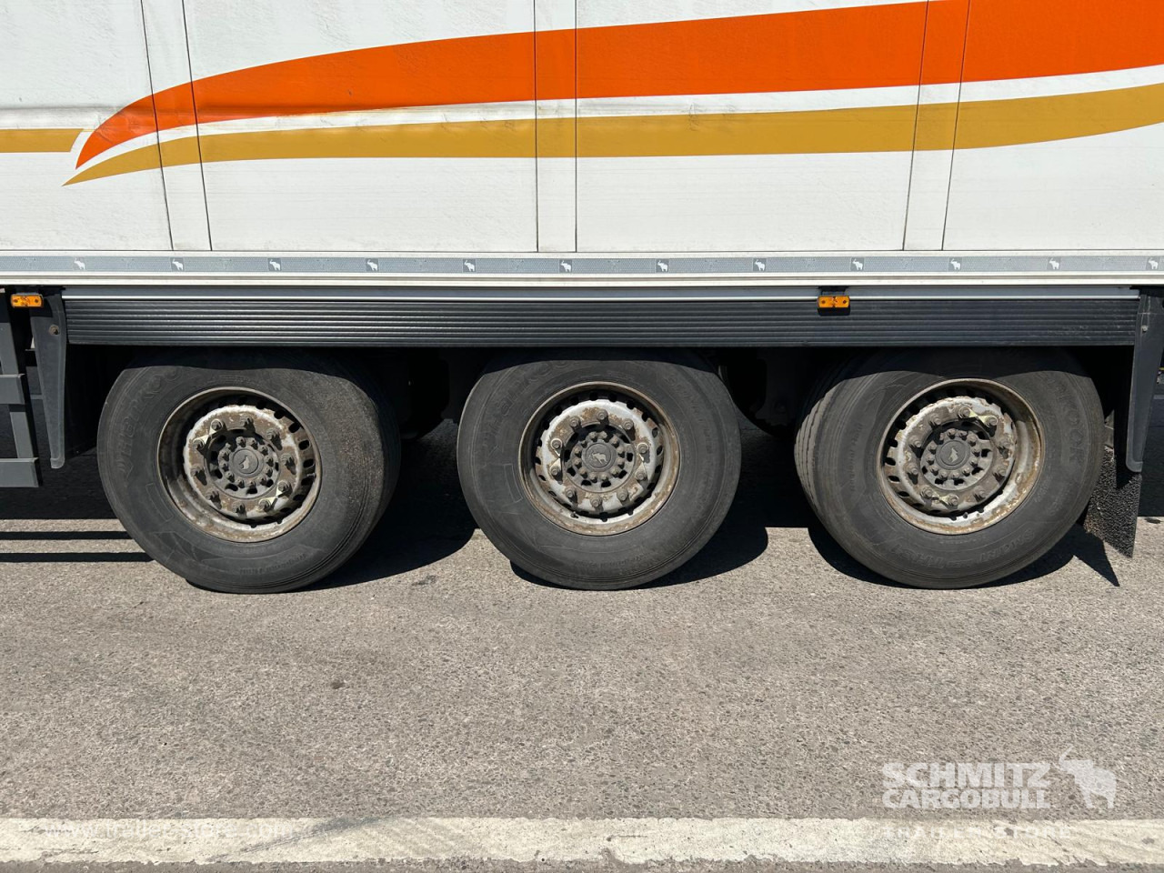 SCHMITZ Reefer Standard - Semi-remorque isothermique: photos 4 SCHMITZ Reefer Standard - Semi-remorque isothermique: photos 4