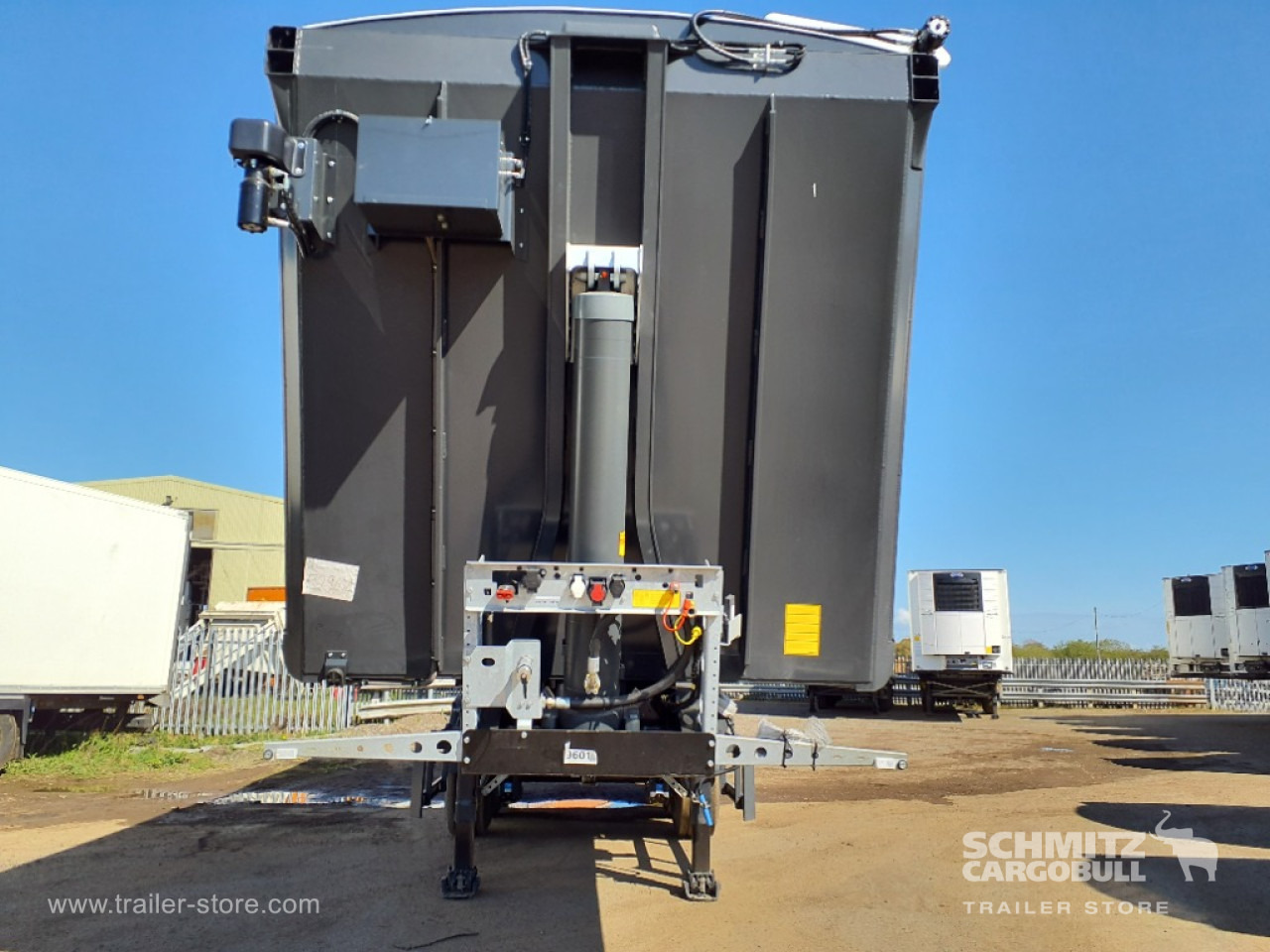 SCHMITZ Tipper Alu-square sided body 55m³ - Semi-remorque benne: photos 1 SCHMITZ Tipper Alu-square sided body 55m³ - Semi-remorque benne: photos 1