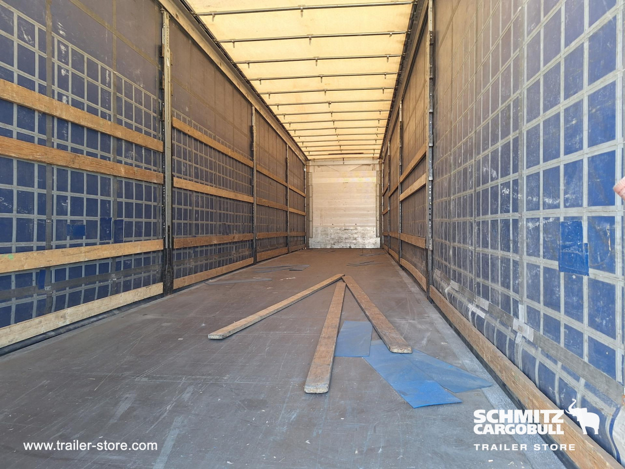 SCHMITZ Curtainsider Mega - Semi-remorque rideaux coulissants: photos 4 SCHMITZ Curtainsider Mega - Semi-remorque rideaux coulissants: photos 4