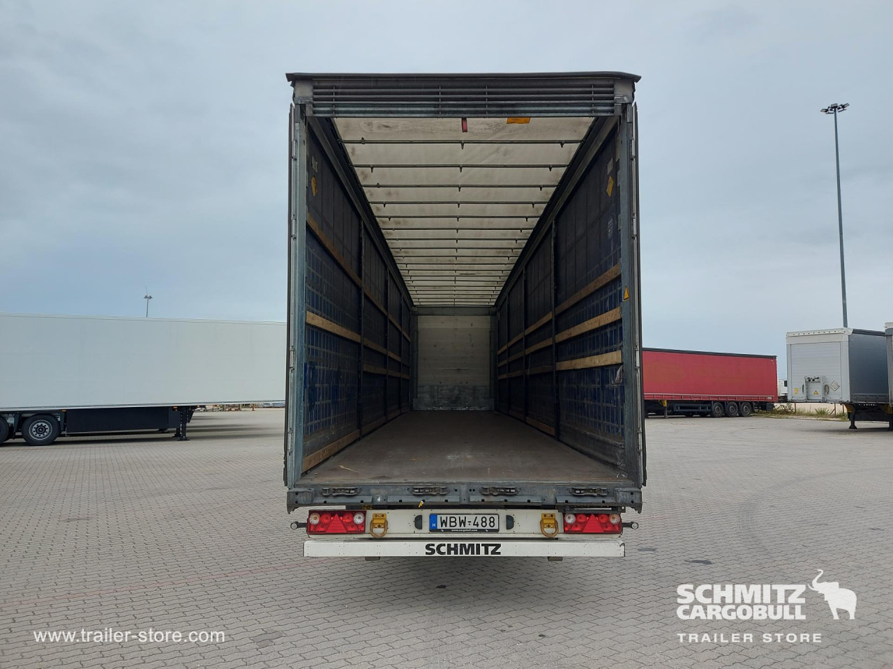 SCHMITZ Curtainsider Mega - Semi-remorque rideaux coulissants: photos 2 SCHMITZ Curtainsider Mega - Semi-remorque rideaux coulissants: photos 2