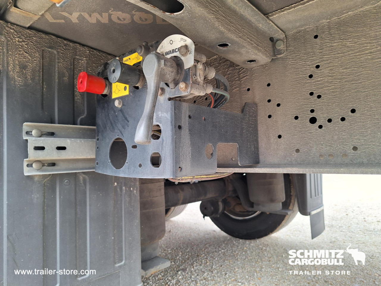 SCHMITZ Curtainsider Mega - Semi-remorque rideaux coulissants: photos 3 SCHMITZ Curtainsider Mega - Semi-remorque rideaux coulissants: photos 3