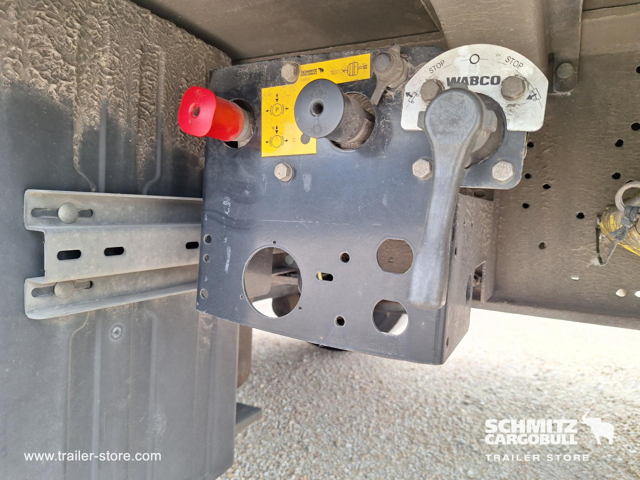 SCHMITZ Curtainsider Mega - Semi-remorque rideaux coulissants: photos 3 SCHMITZ Curtainsider Mega - Semi-remorque rideaux coulissants: photos 3