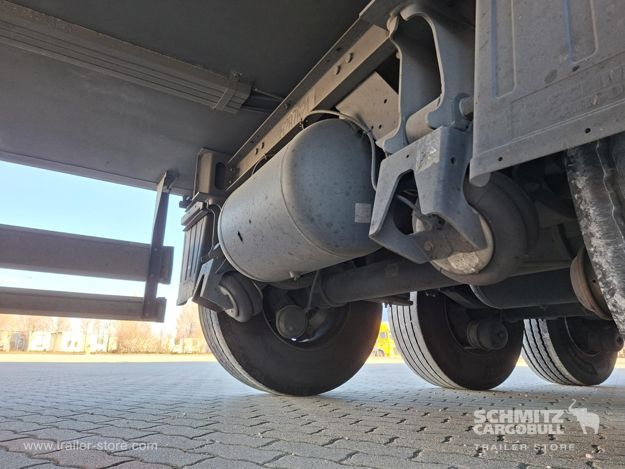 SCHMITZ Reefer Multitemp - Semi-remorque isothermique: photos 4 SCHMITZ Reefer Multitemp - Semi-remorque isothermique: photos 4