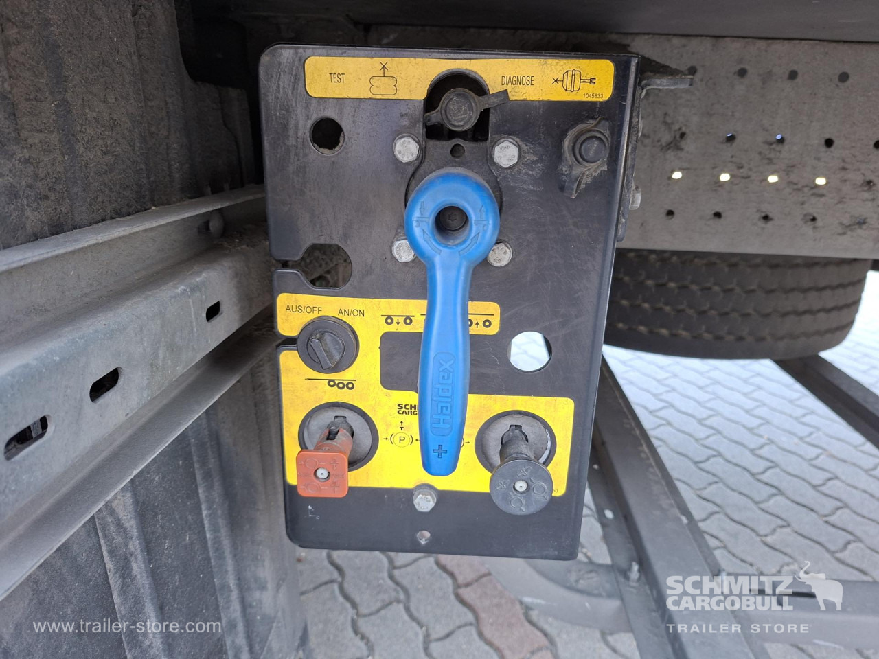 SCHMITZ Reefer Multitemp - Semi-remorque isothermique: photos 3 SCHMITZ Reefer Multitemp - Semi-remorque isothermique: photos 3