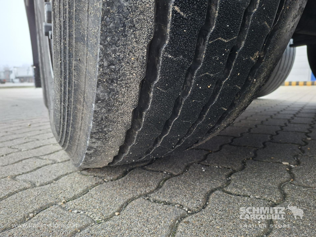 SCHMITZ Reefer Multitemp - Semi-remorque isothermique: photos 2 SCHMITZ Reefer Multitemp - Semi-remorque isothermique: photos 2