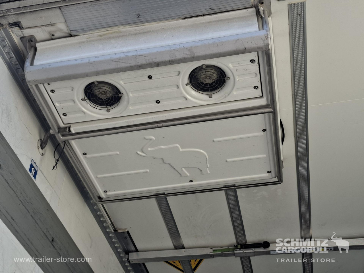 SCHMITZ Reefer Multitemp - Semi-remorque isothermique: photos 4 SCHMITZ Reefer Multitemp - Semi-remorque isothermique: photos 4
