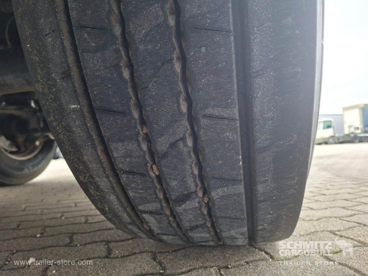 SCHMITZ Tipper Alu-square sided body - Semi-remorque benne: photos 3 SCHMITZ Tipper Alu-square sided body - Semi-remorque benne: photos 3