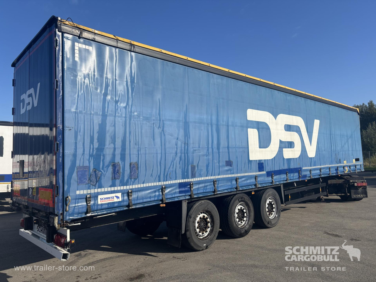 SCHMITZ Curtainsider Standard - Semi-remorque rideaux coulissants: photos 1 SCHMITZ Curtainsider Standard - Semi-remorque rideaux coulissants: photos 1