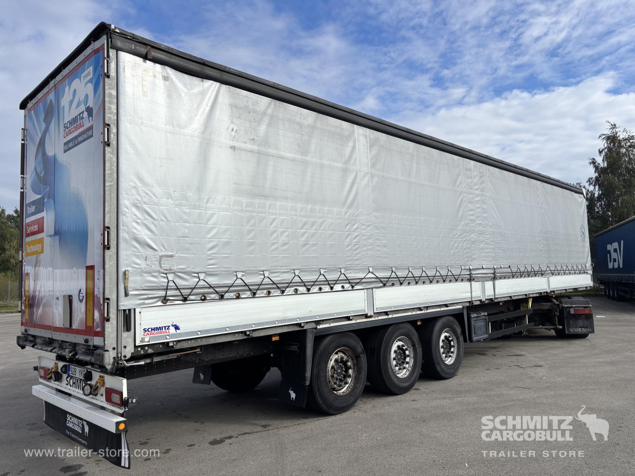 SCHMITZ Curtainsider Standard - Semi-remorque rideaux coulissants: photos 1 SCHMITZ Curtainsider Standard - Semi-remorque rideaux coulissants: photos 1